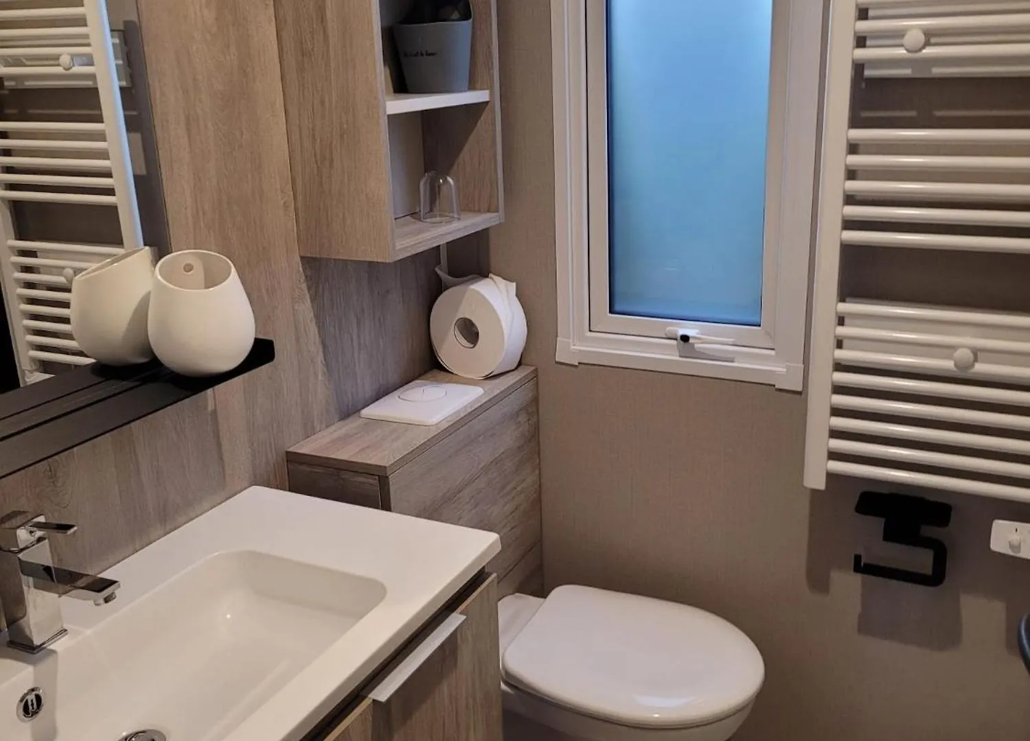 Mobilhome Tout Confort Pour Randonneurs, Proche Saint-Malo, A 100 M De La Plage Et Du Gr34 0*, Saint-Coulomb France