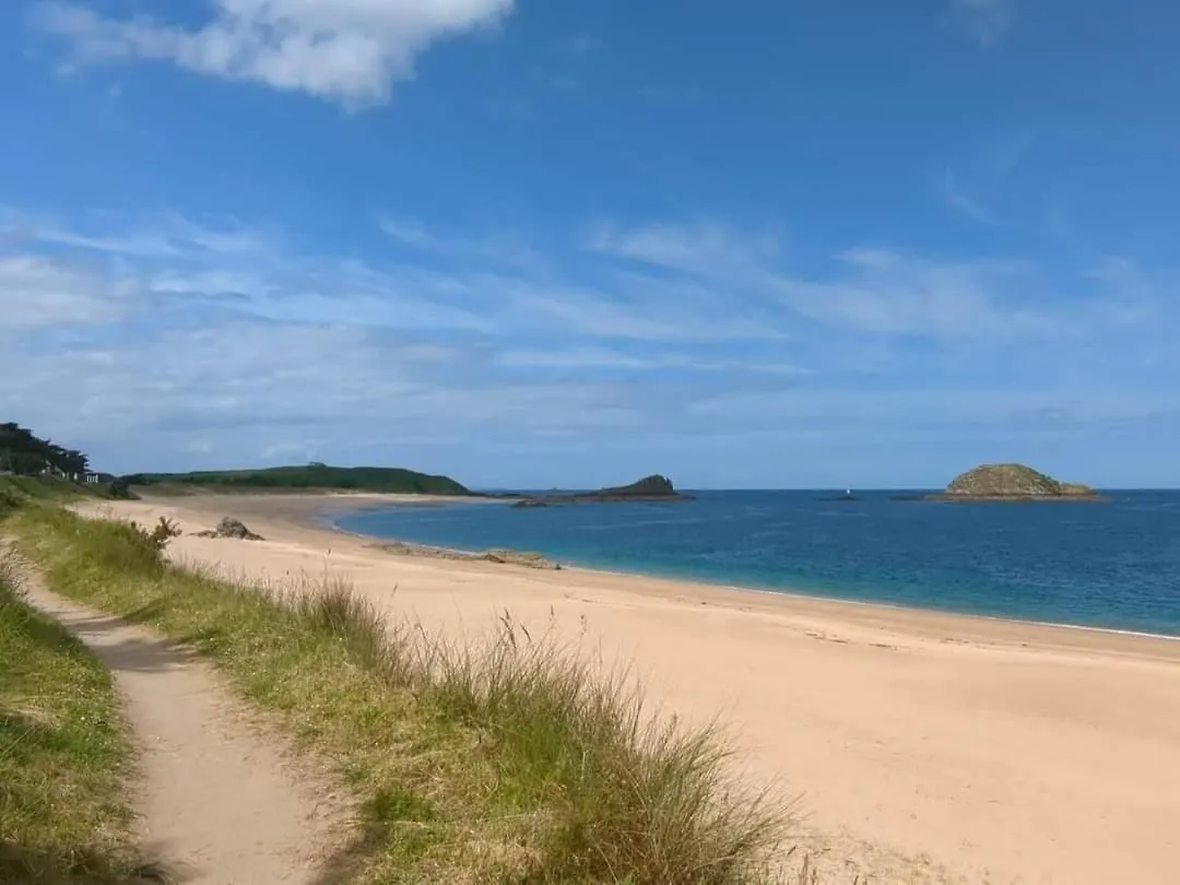 Mobilhome Tout Confort, Proche Saint-Malo, A 50 M De La Plage Et Du Gr34 0*, Saint-Coulomb