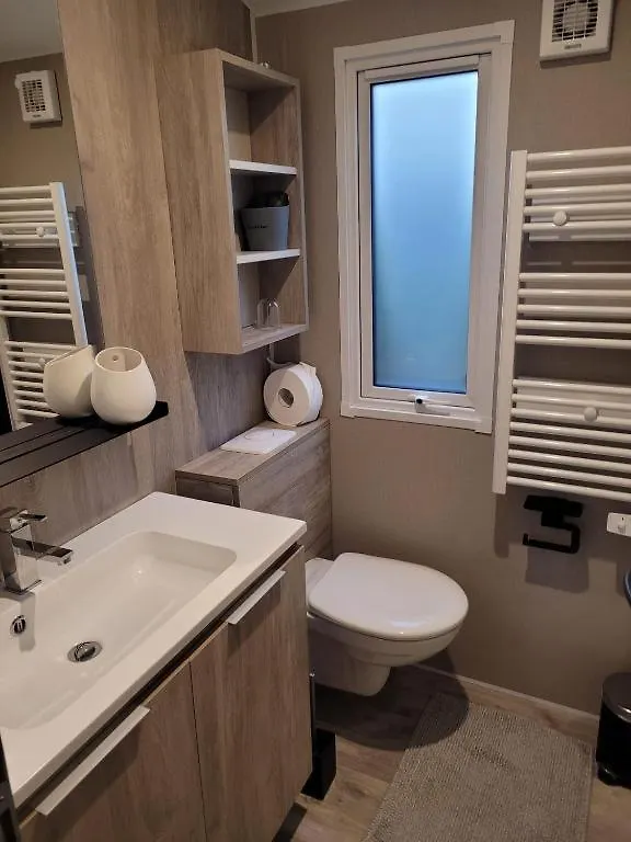 Mobilhome Tout Confort Pour Randonneurs, Proche Saint-Malo, A 100 M De La Plage Et Du Gr34 France