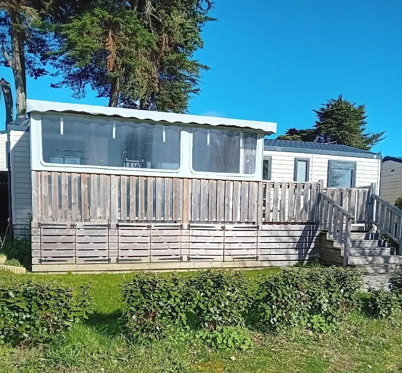 Mobilhome Tout Confort Pour Randonneurs, Proche Saint-Malo, A 100 M De La Plage Et Du Gr34 Campsite